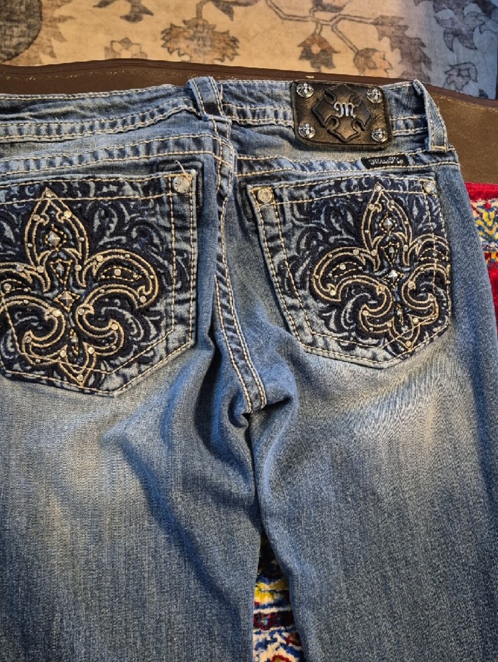 Miss Me Booycut Jeans Fleur-de-Lis Embellished emblemon Back Pockets.y2k.(2083C) - Picture 5 of 14